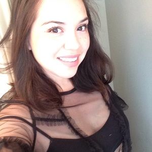 Meet your Posher, Sandy